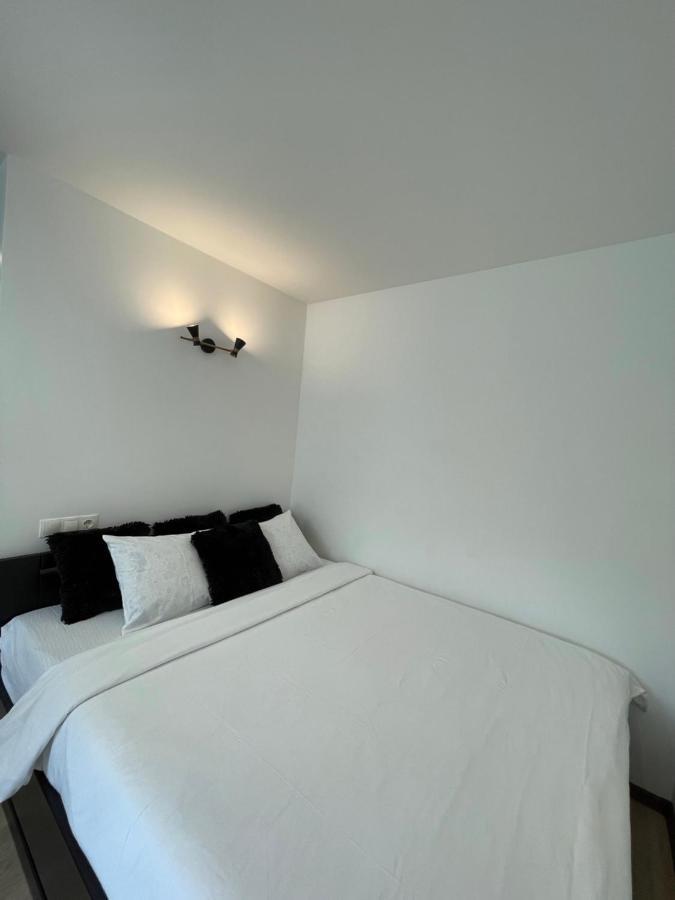 Studio Apartment Valmiera Luaran gambar