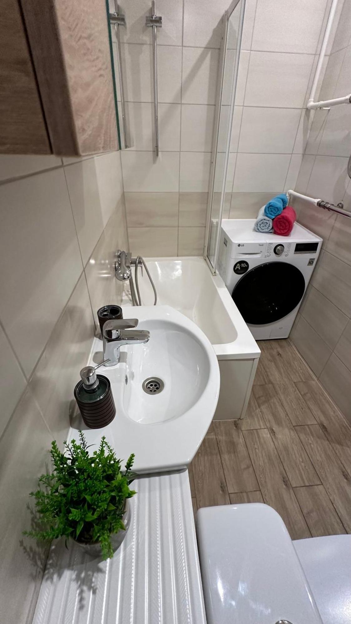 Studio Apartment Valmiera Luaran gambar
